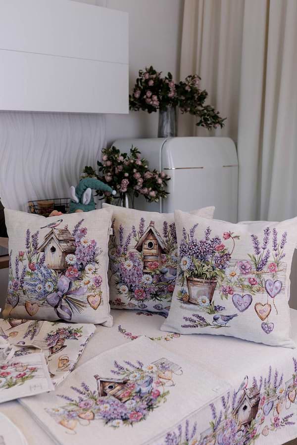 Фото - Подушка декоративна Прованс гобеленова Лавандовий садок пташка на шпаківні 45х45 см (044310)