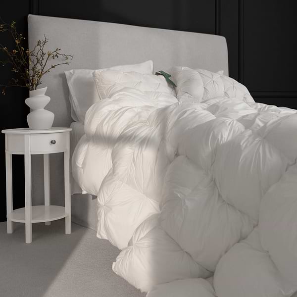 Фото - Одеяло летнее полуторное MirSon Imperial Brilliance 100% пуха 140х205 (2200007209101)