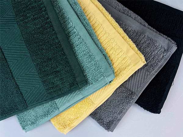 Фото - Полотенце банное GM Textile серый махровое зеро твист с бордюром 70х140