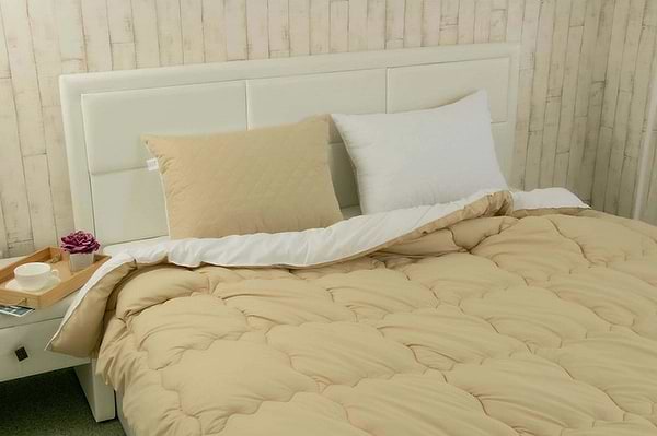 Фото - Подушка стандартная Руно 50х70 (К_310.52С_Бежевый)