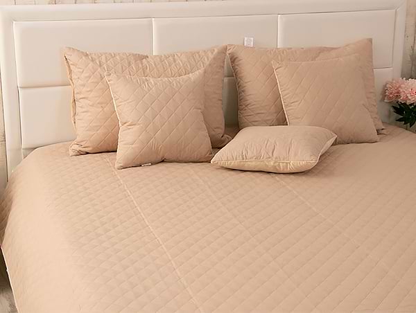 Фото - Наволочка Руно 50х70 см велюровий Beige Ромб (382.55_Beige ромб)