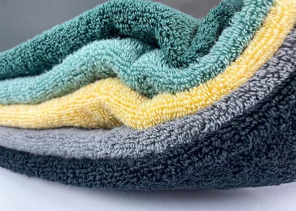 Фото - Рушник банний GM Textile зелений махровий зеро твіст з бордюром 70х140