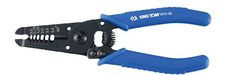 Кліщі KING TONY 152 мм (6742-06)