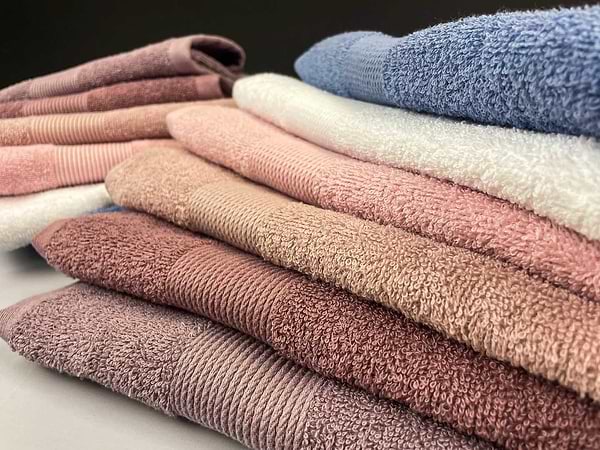 Фото - Рушник банний GM Textile шоколадний махровий з бордюром 70х140