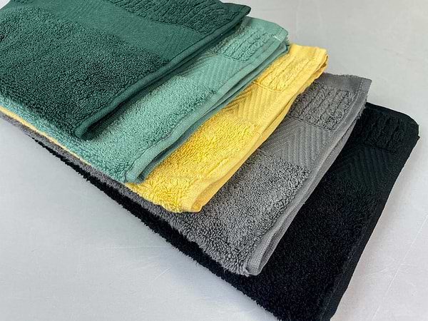 Фото - Полотенце банное GM Textile серый махровое зеро твист с бордюром 70х140