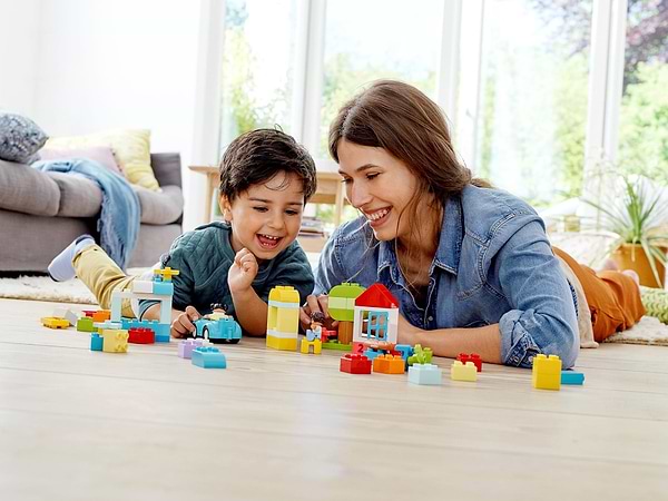 Фото - Конструктор LEGO DUPLO Коробка с кубиками (10913)