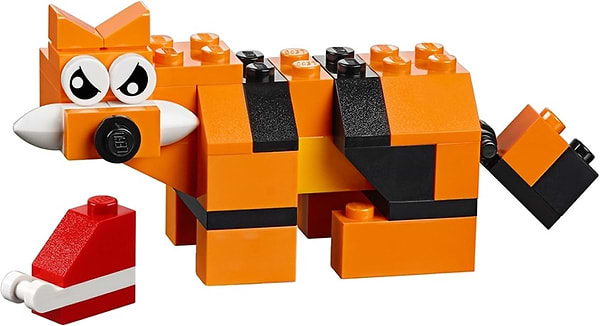 Фото - Конструктор LEGO Classic Набір для творчості середнього розміру (10696)