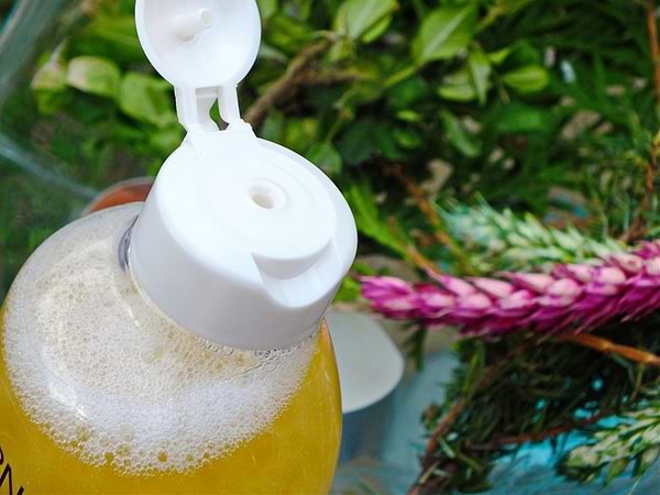 Фото - Міцелярна вода Garnier SKIN NAT двухфазная очищає 400 мл