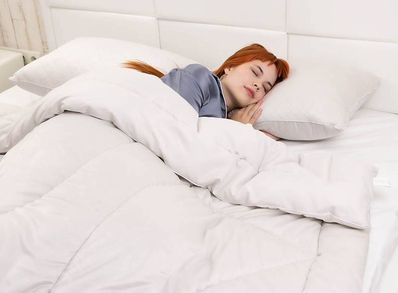 Фото - Одеяло всесезонное двуспальное евро Руно 200х220 велюровая силиконовая (322.55_Soft Pearl)