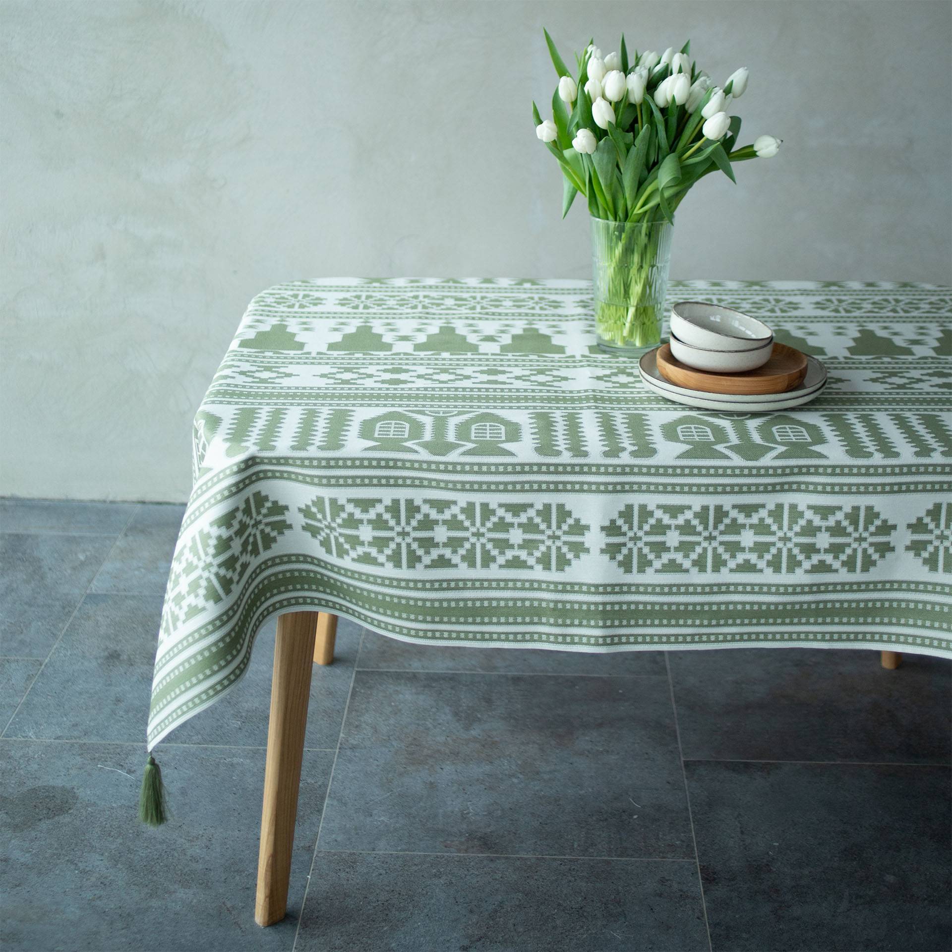 Скатертина прямокутна Едельвіка Кролевець зелена 286x164 см (61-25/00)