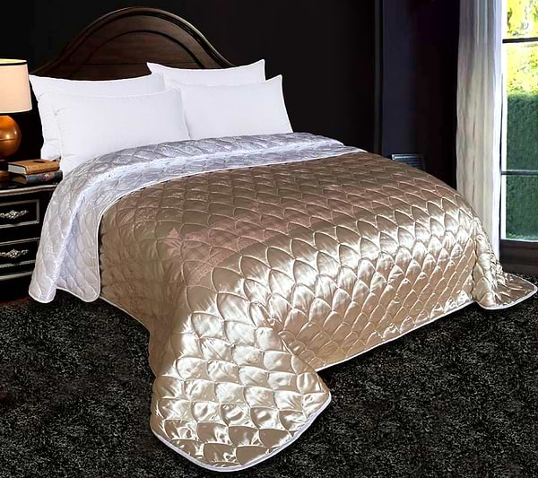 Фото - Покрывало двуспальное Zastelli жаккардовое Жемчужина JQ15/JQ10 двустороннее стеганное 240х260 см Розовый/Белый (20702)