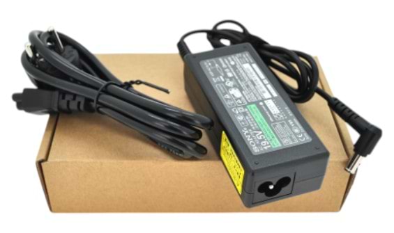 Фото - Зарядное устройство для ноутбука Merlion Sony 19.5V 3/3A 65W 6.5х4.4мм + каб.пит. (LSONY65/19-6,5*4,4/26323)