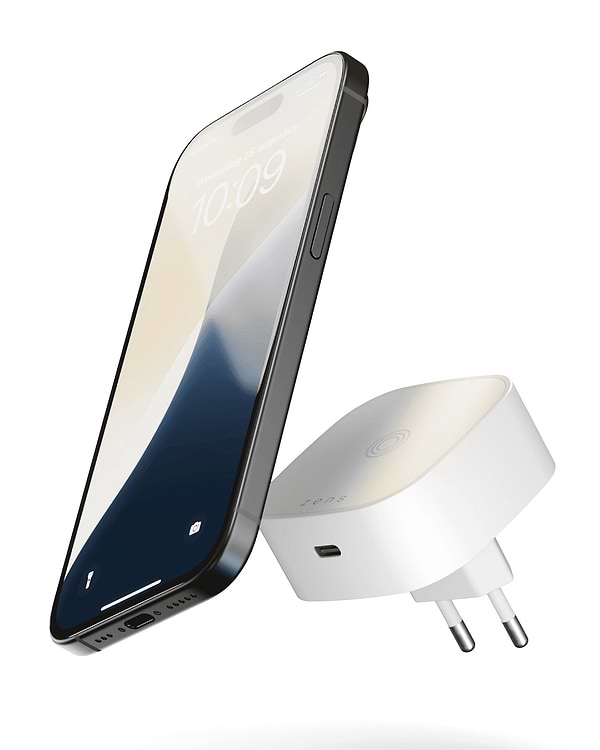 Фото - Беспроводное зарядное устройство Zens Wireless Charging Adapter White (ZESC18W/00)
