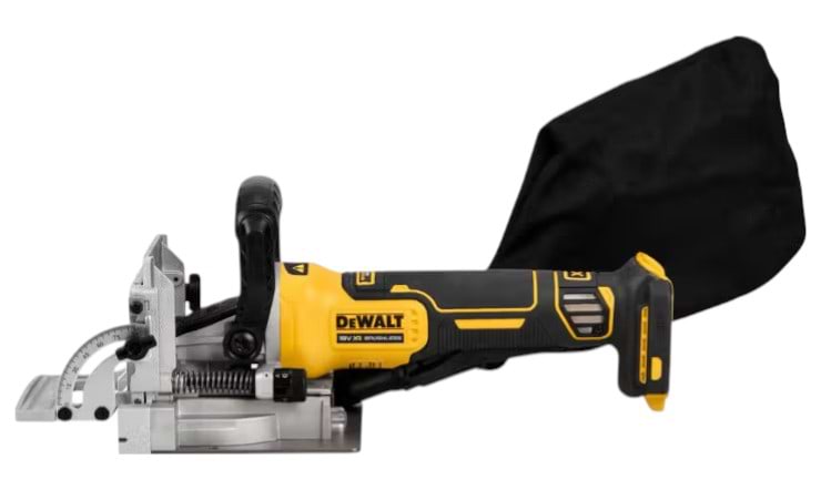 Фрезер DeWALT DCW682NT