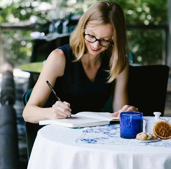 Фото - Свічка скло La Rochere 644948 ABEILLE GARDIN d'HIVER 200 гр.