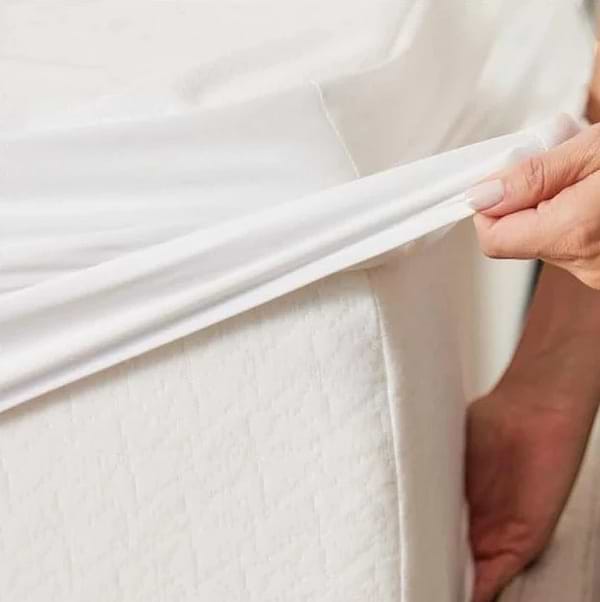 Фото - Наматрасник детский MirSon Light №215 AQUA-stop на резинке по периметру 70х140 см (2200000691095)