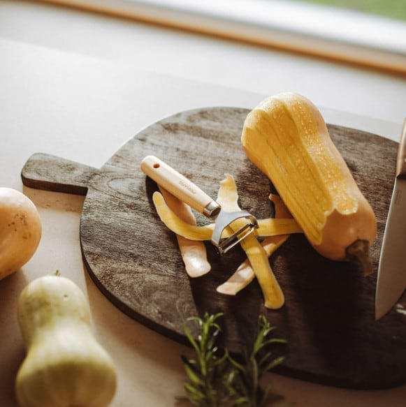 Фото - Овощечистка Fiskars 1075682