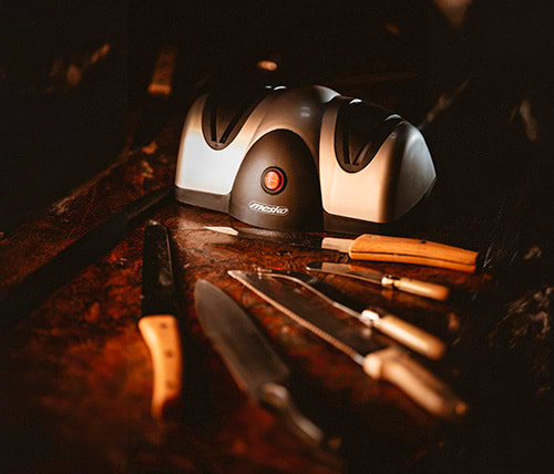 Фото - Точилка кухонных ножей электрическая Mesko MS 4516