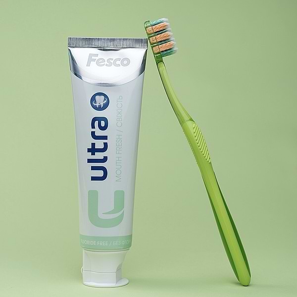 Фото - Зубная паста Fesco 100 мл Ultra Mouth Fresh (4820204701987)