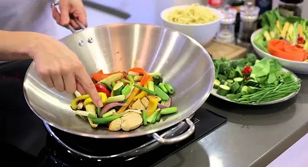 Фото - Сковорода ВОК AEG Fusion Wok (944189320)