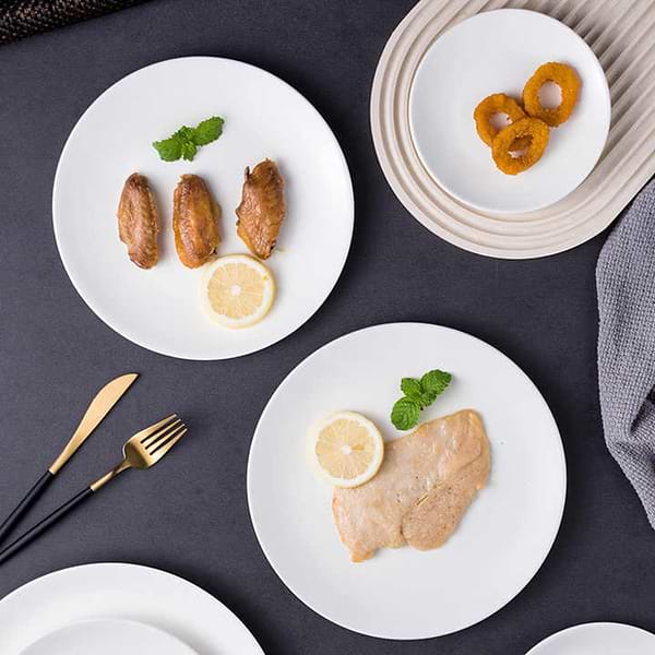 Фото - Тарілка обідня Helfer 21-04-274 18 см