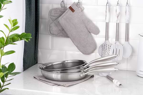 Фото - Сковорода універсальна Ardesto Black Mars Avior 28 см (AR0728BS)