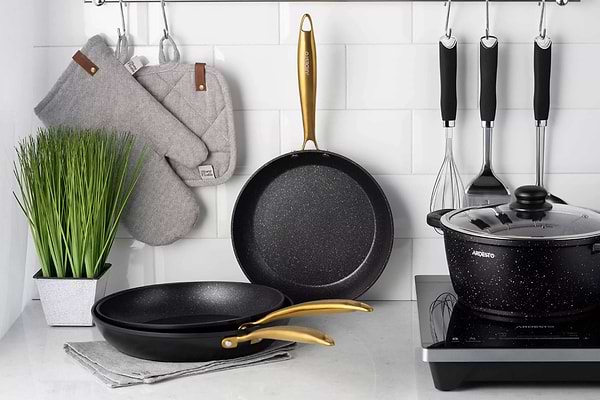 Фото - Сковорода универсальная Ardesto Black Mars Sparkle 26 см (AR1926BM)