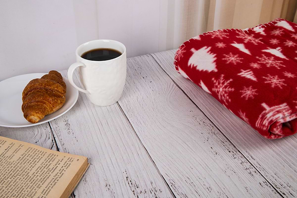 Фото - Плед односпальний Ardesto Fleece 130x160 см засніжені ялинки (ART0715PB)