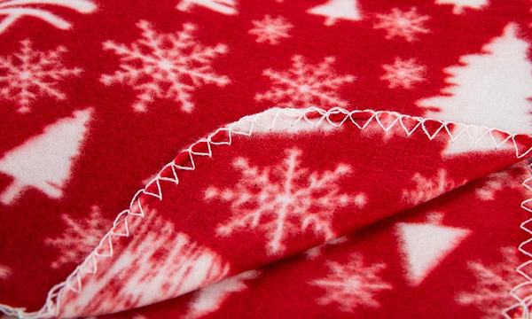 Фото - Плед односпальний Ardesto Fleece 130x160 см засніжені ялинки (ART0715PB)