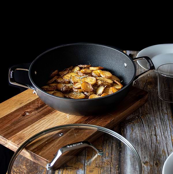 Фото - Сотейник Barazzoni BLACK TITAN 4,1 л (85560402898)