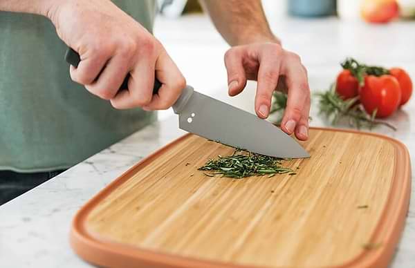 Фото - Нож повара Berghoff 3950041 LEO 14 см