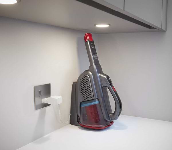 Фото - Пылесос ручной для дома Black&Decker BHHV315B