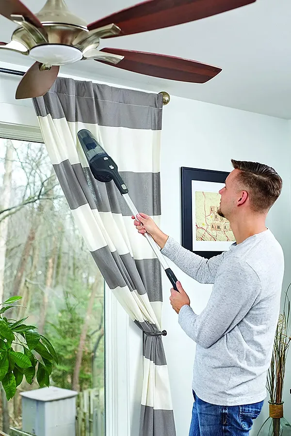 Фото - Пылесос ручной для дома Black&Decker NSVA315J