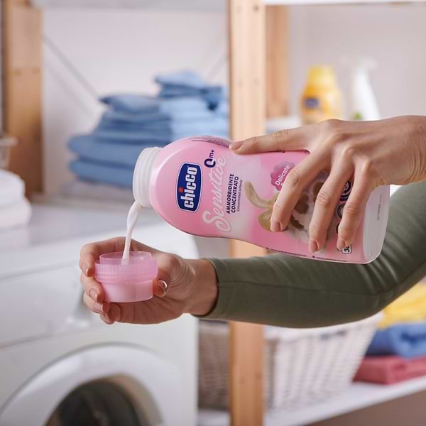 Фото - Ополаскиватель для белья Chicco Delicate Flowers серии Sensitive 750 мл (05876.10)