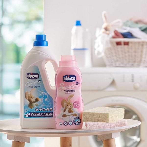 Фото - Ополаскиватель для белья Chicco Delicate Flowers серии Sensitive 750 мл (05876.10)