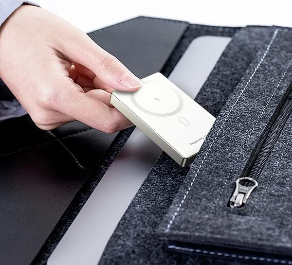 Фото - Батарея мобільна Choetech Magnetic Wireless 10000mAh 20W Beige (B739-CCCWH)