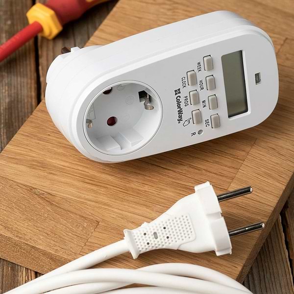 Фото - Розумна розетка Colorway 16A/3680W (CW-STE01-7D)