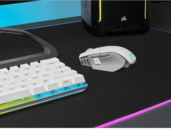 Фото - Миша бездротова ігрова Corsair M65 RGB Ultra Wireless Tunable FPS LED ALU White (CH-9319511-EU2)