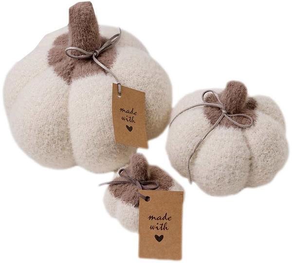 Фото - Подушка декоративная Прованс Тыквушка молочная D9 см (041105)