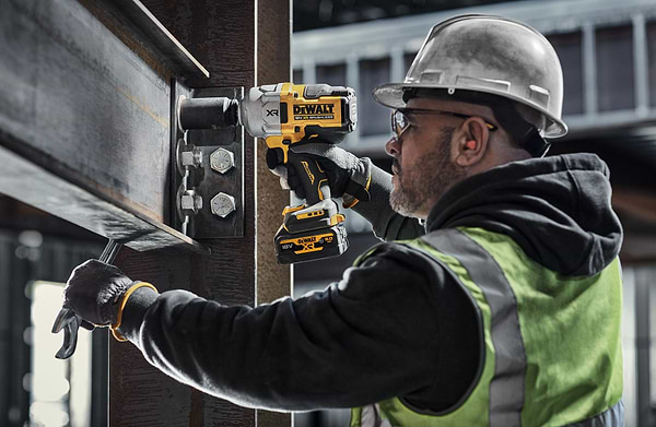 Фото - Гайковерт акумуляторний DeWALT DCF961NT