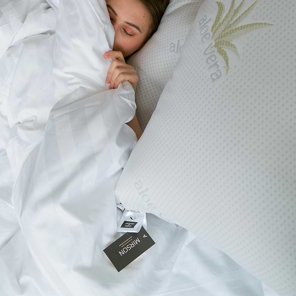 Фото - Подушка стандартна MirSon №856 Dorotea Eco-Soft Hand made 60х60 см (2200003197761)