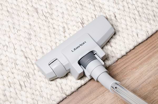 Фото - Пылесос для сухой уборки с мешком Liberton LVC-4310