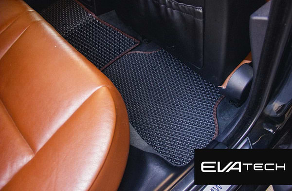 Фото - EVA коврики в салон авто EVAtech для 5 Series (E61) BMW 2003-2010 6 поколение Combi EUBM12472C5BM4SGB