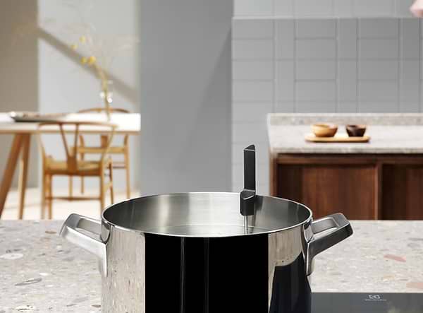 Фото - Варочная панель электрическая Electrolux EIS8648