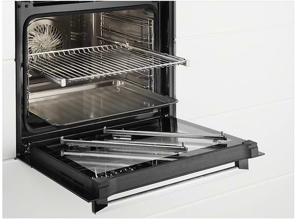 Фото - Духовой шкаф Electrolux EOA3454AOX