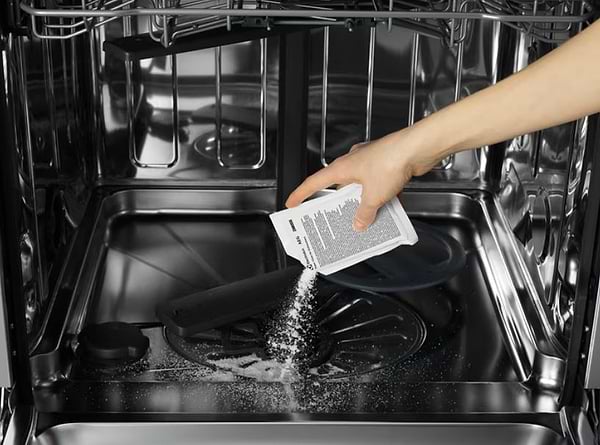 Фото - Засіб для чищення посудомийних машин Electrolux M2DCP050, 2 саше x 100 гр