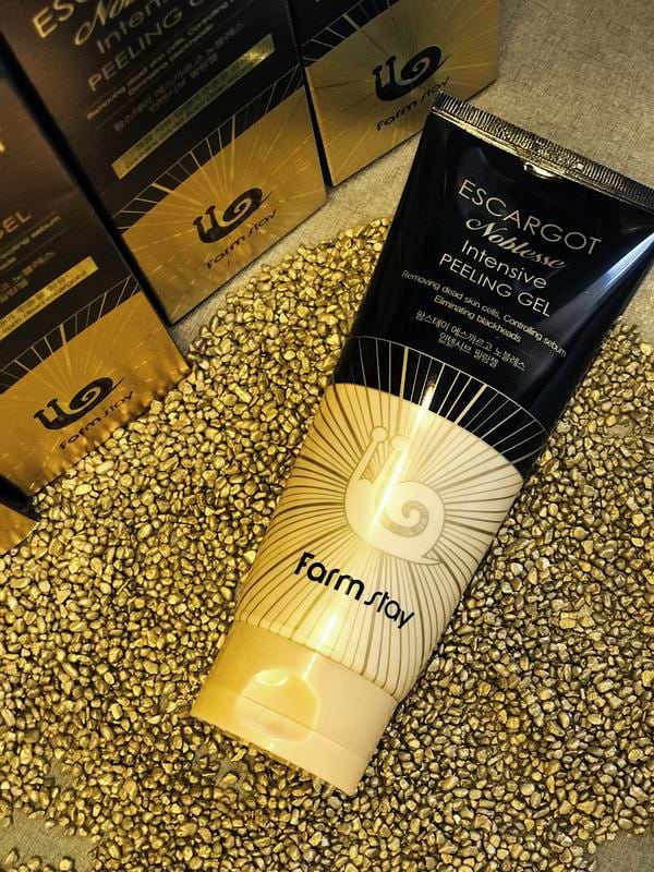 Фото - Пілінг для обличчя Farm Stay Escargot Noblesse Intensive Peeling Gel 180 мл (8809469770040)