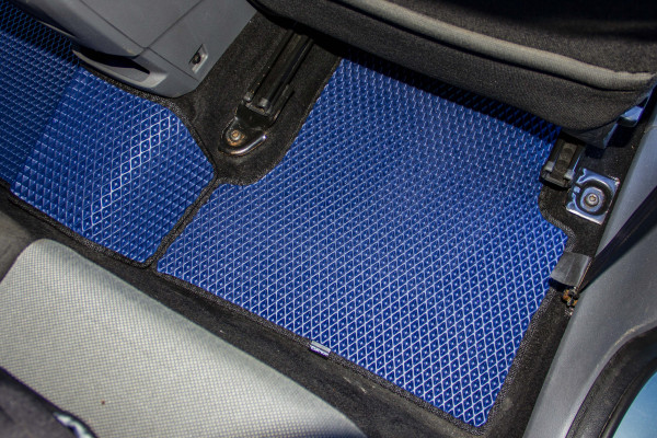 Фото - EVA коврики в салон авто EVAtech для Focus (C307) MT Ford 2005-2010 2 поколение Sedan EU FD32210CV5SBB