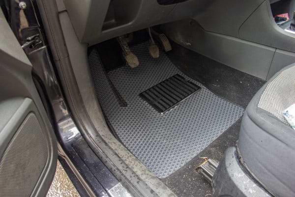 Фото - EVA килимки в салон авто EVAtech для Focus (C307) 5-doors MT Ford 2005-2010 2 покоління Htb EU FD32209CV5TL2RBB