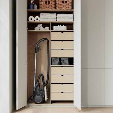Фото - Пилосос для сухого прибирання без мішка Electrolux EL61H4SW